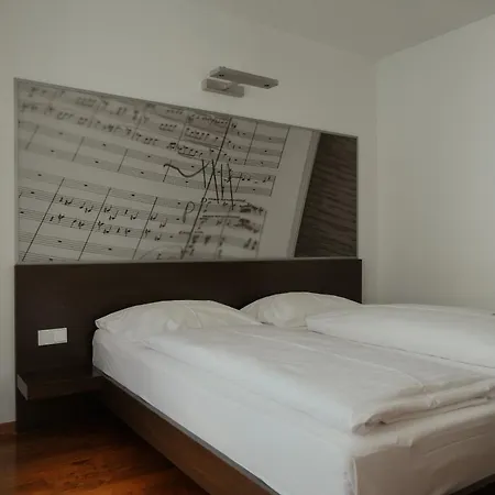 Arte Hotel Linz Exterior photo