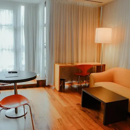 Arte Hotel Linz Exterior photo